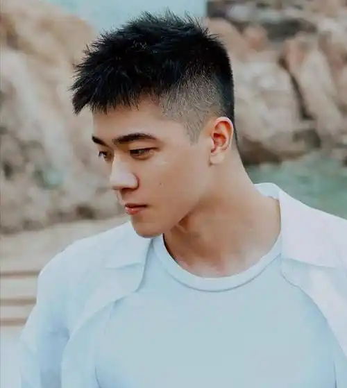 男生不用烫的3款发型清爽干净剪完秒变帅气小哥哥