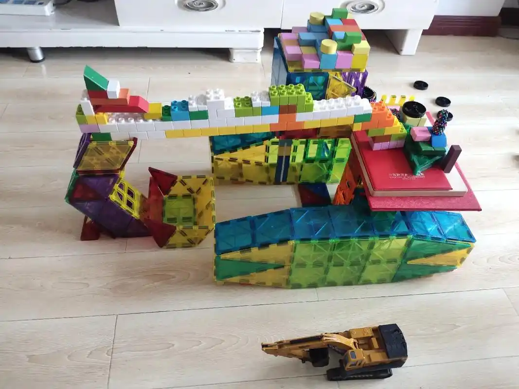 益智玩具 #动手动脑 #拼装模型 #积木搭建 #儿子的作品 - 抖音