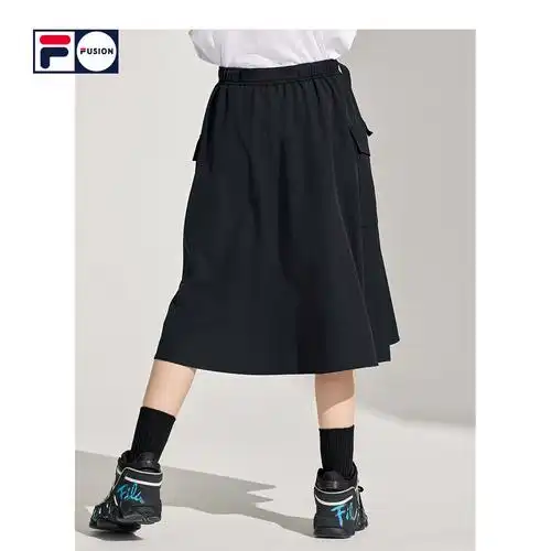 filafusion斐乐女子半身2021春季新款纯色潮流运动半身裙