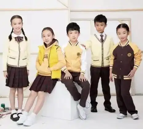 北京第二实验小学校服