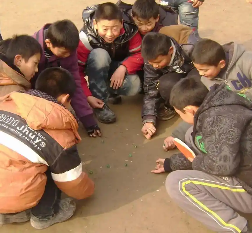 记忆中的你们童年有哪些经典的童年游戏?