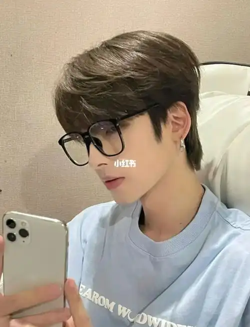 男生气垫烫发 不做一次永远不知道自己多帅