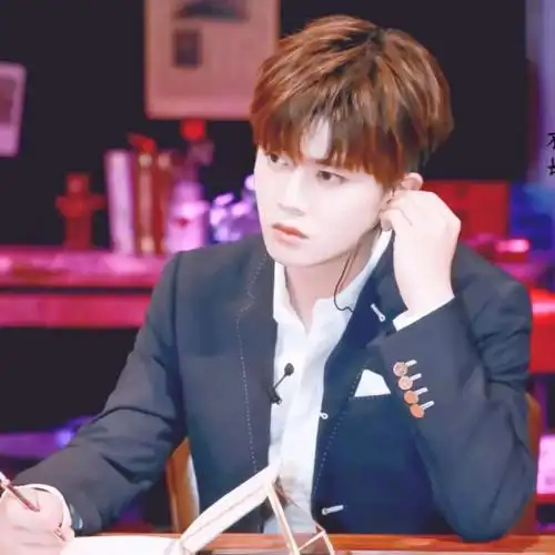 微信头像嘉人如玉世无双心之所向任嘉伦