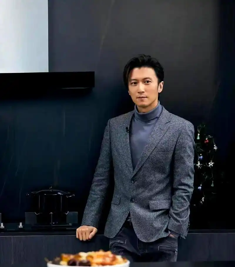 谢霆锋只有这种发型才能体现他的风格.