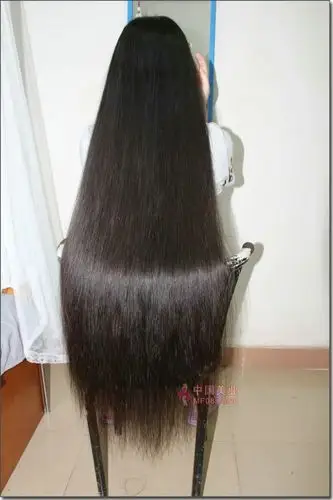 剪去备孕女子超长秀发发之美401