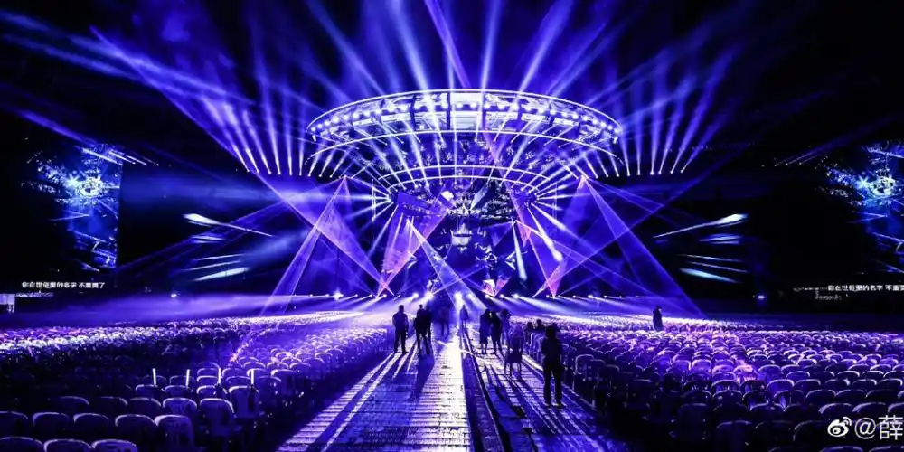 薛之谦天外来物演唱会