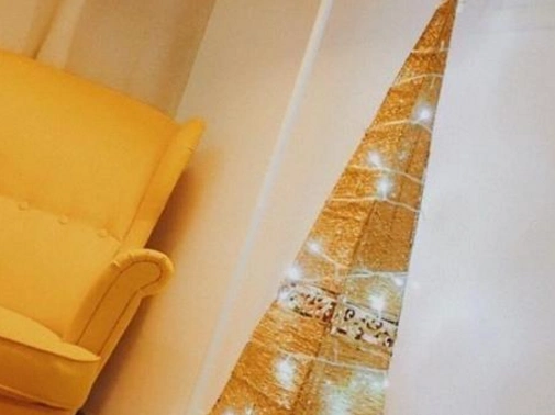 带你看看鞠婧祎住的豪宅,室内装修很普通,几乎没有大件家具