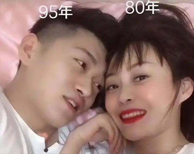 妈妈的朋友回顾一男子爱上妈妈的40岁闺蜜网友阿姨真白