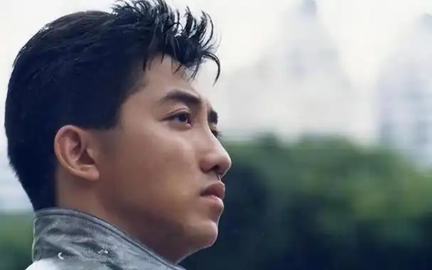 放弃豪门阔太嫁小10岁的小鲜肉55岁的她凭什么让庾澄庆忘不掉