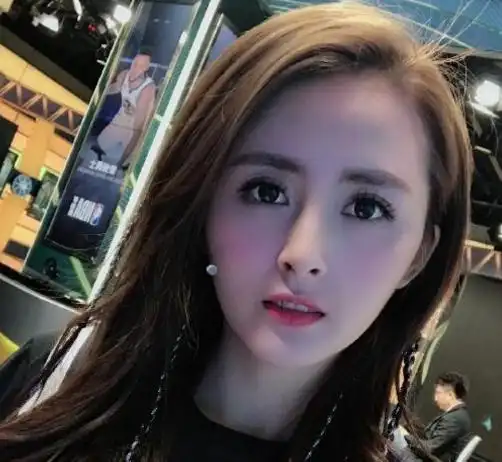 腾讯nba女主播之中最可爱的就是小南了!