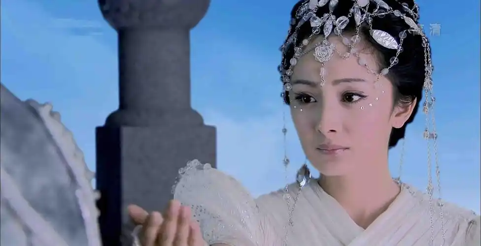 讲真仙剑里的夕瑶才是杨幂的高光时刻吧