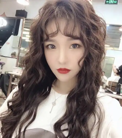 2020减龄短发(2020年适合长发的发型图片)_捷讯网