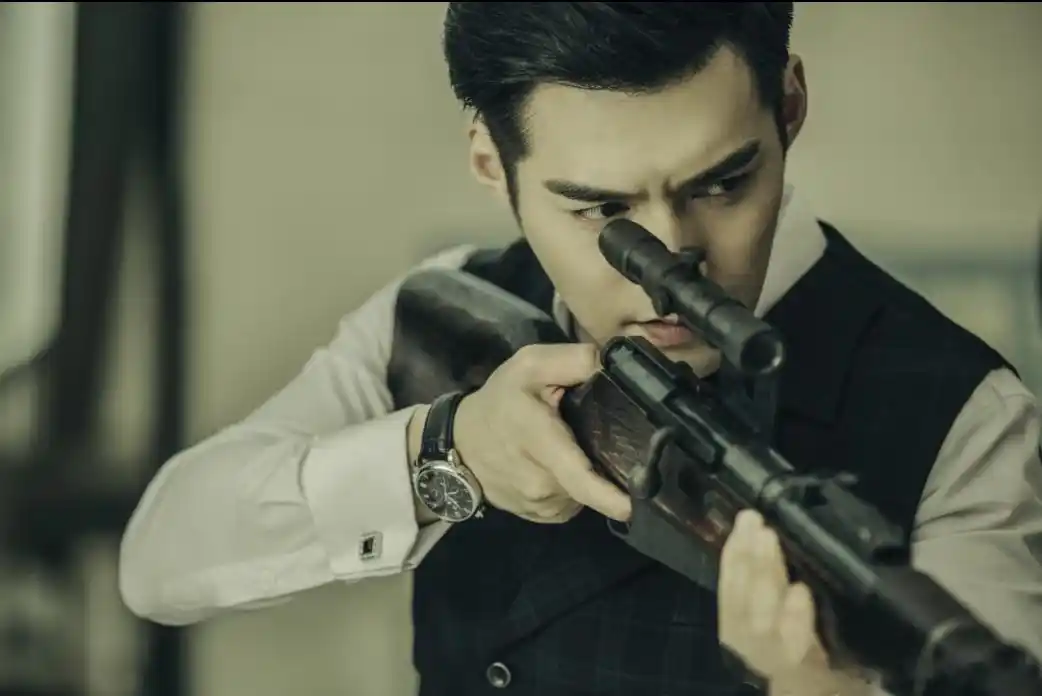 楼楼还沉浸在剧中无法自拔,还是不想接受今晚小楼又东风收官这个事实.