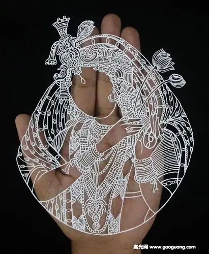 大神级手工作品图,出神入化的纸艺雕刻塑像