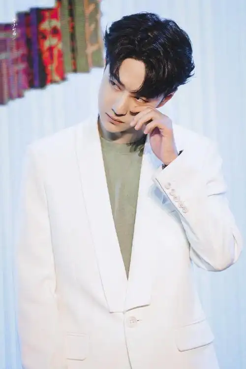 百雀羚 王一博#  2021.11.