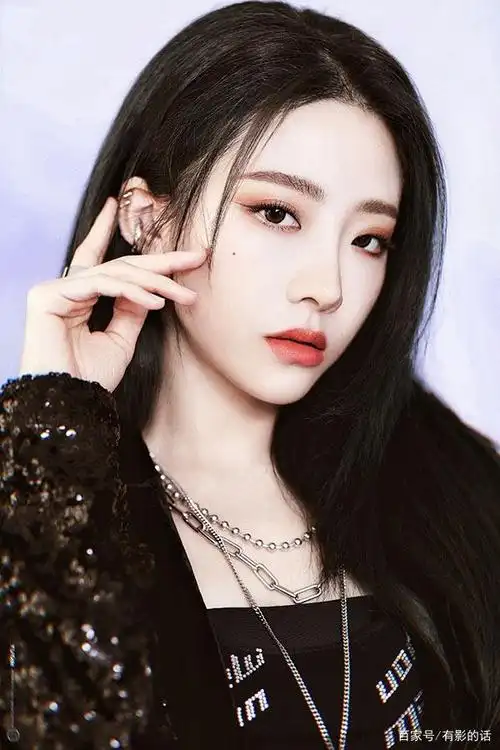 the9喻言|不愧是女特种兵,每张照片看起来都很高酷帅美憨啊!