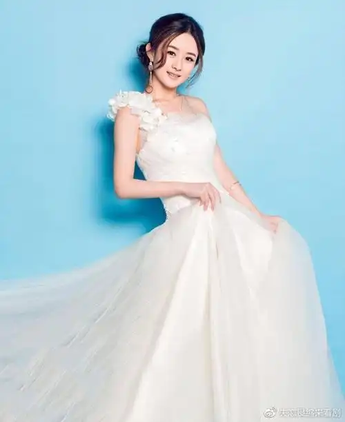 穿婚纱的赵丽颖真女神