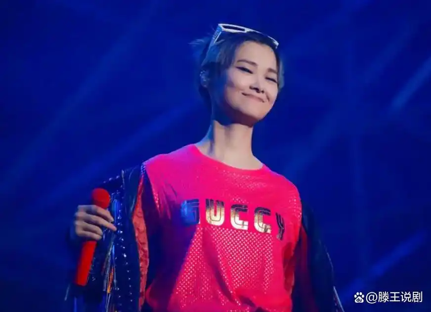 昔日超女今日剩女,39岁李宇春,不恋爱不结婚,曾自曝患有脊柱炎