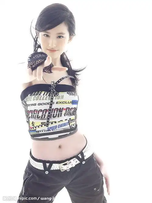 如何在签名中添加图片?