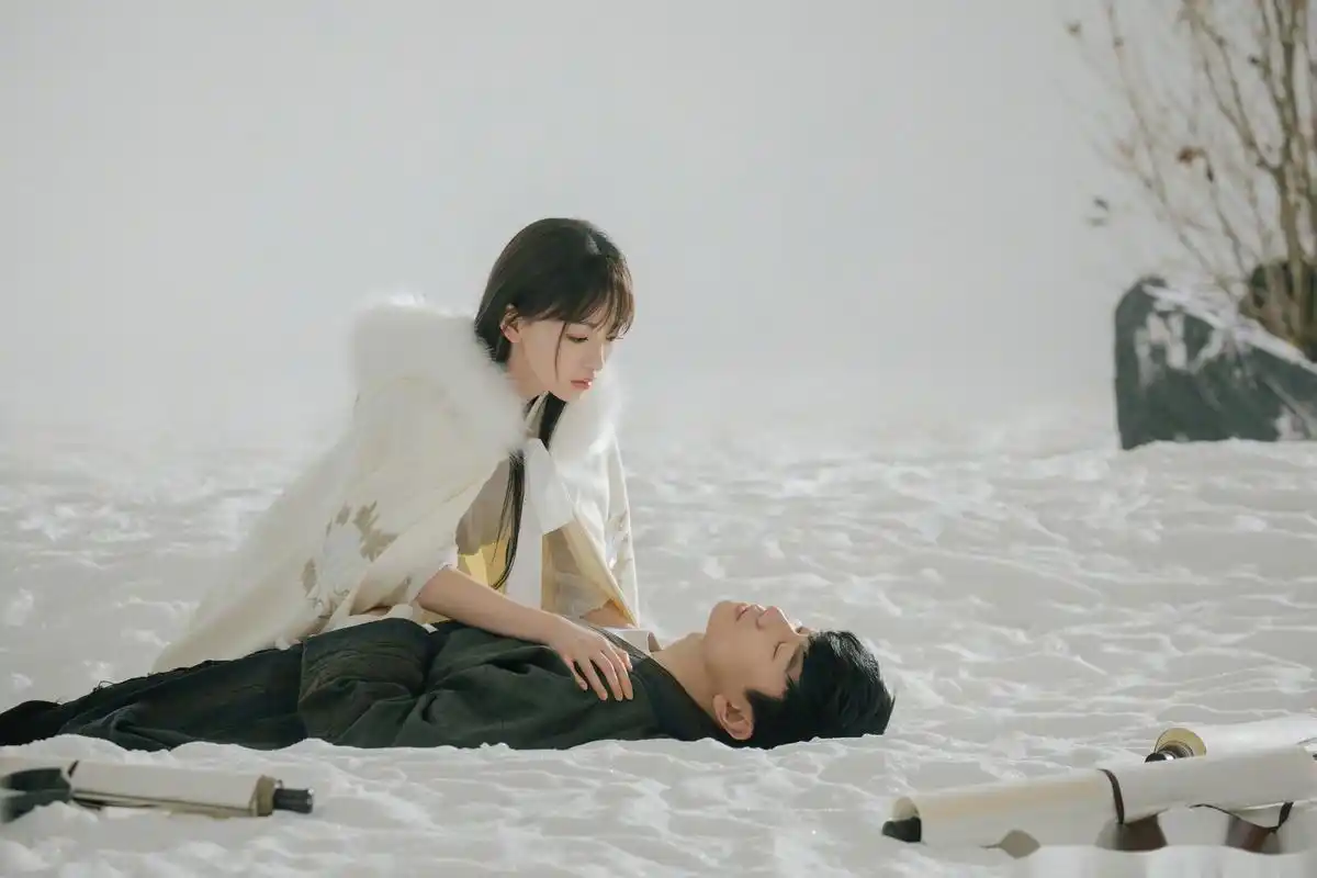 网友也调侃吴谨言终于追星成功,转发这个吴谨言,你也会成为梦想成真的