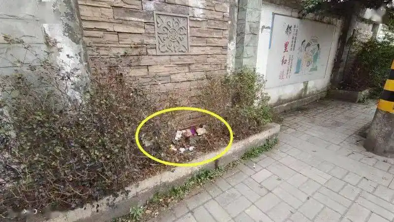 城市因文明而美丽,让我们以城市主人翁的姿态,从自己做起,杜绝乱扔