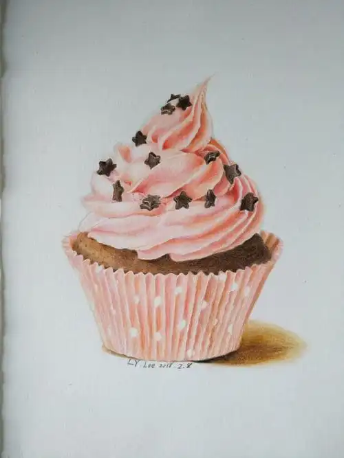 彩铅手绘粉粉纸杯蛋糕