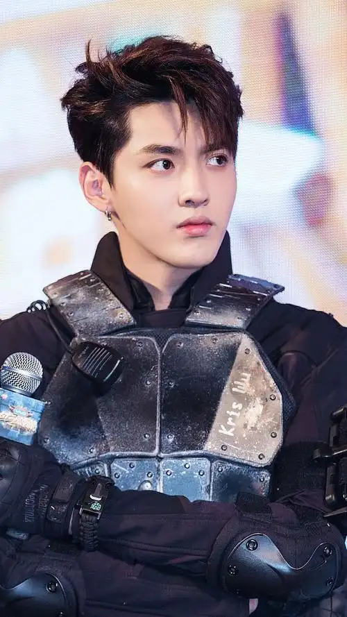吴亦凡##kris##壁纸##手机壁纸#更多吴亦凡高清壁纸请关注微信订阅号