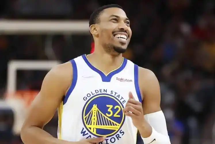 39亿美金到手,别怪nba对你无情_勇士_犹他爵士队_猛龙