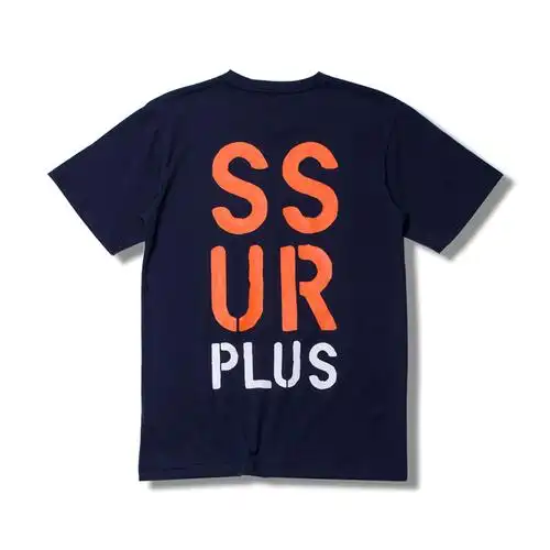 丝叔潮社 现货 ssur plus 背后喷染大字母logo 男女情侣短袖t恤