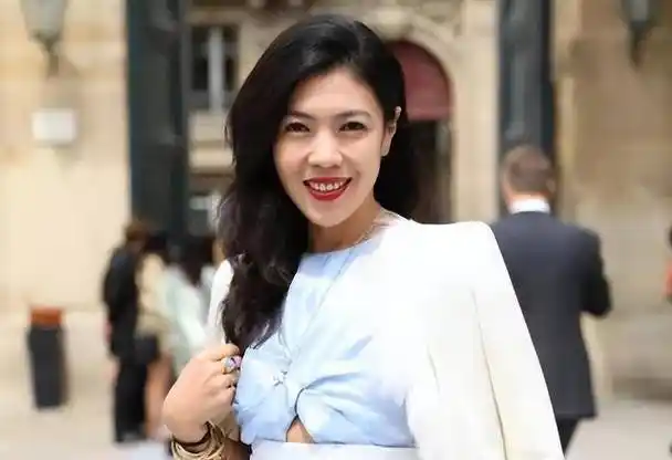 原创回顾退出芭莎5年后苏芒经营24年的强大朋友圈变成一个笑话