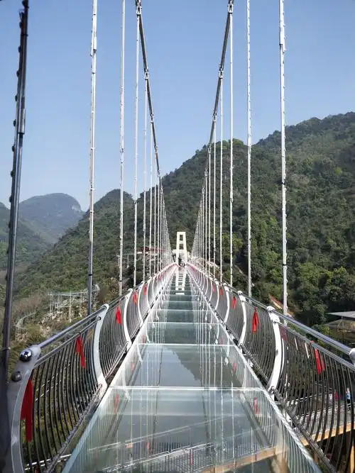 好山好水好风光 畅游醉美广东大峡 天宫玻璃桥 宝晶宫