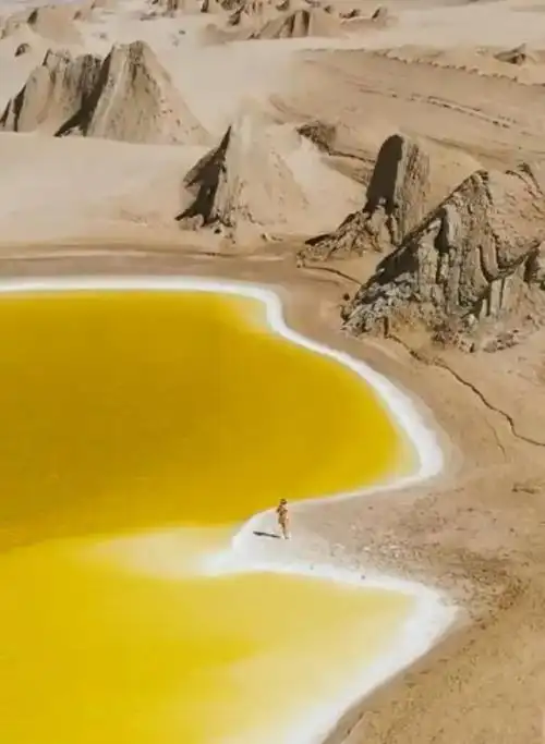 西北青海硫磺湖一出女友必哭