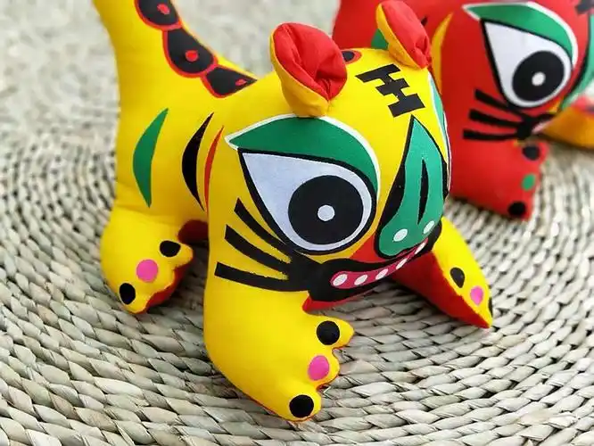 民间特色小布老虎 纯手工制作 小老虎挂饰出厂价多色可选老虎