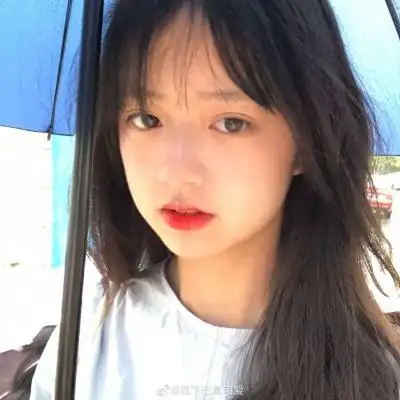 女头 来自一个十五岁的可爱女孩 @双下巴真可爱