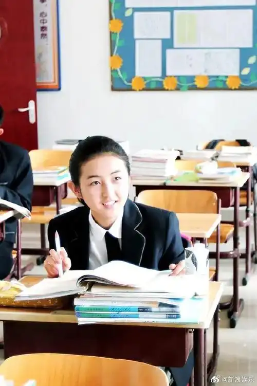 旧爱浪#2016年《小别离》,张子枫饰演方朵朵,聪明活泼开朗,从小无忧