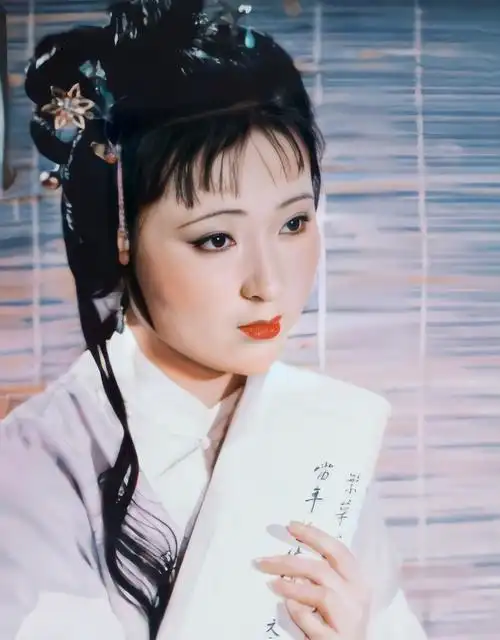 有没有87版林黛玉的高清壁纸可以分享