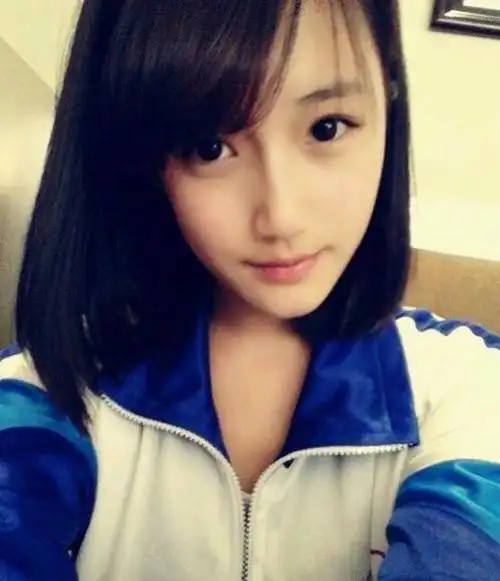 "长发影响学习"!中学要求女生留短发,"剃头令"是否合理?