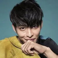 时尚男星曹佑宁头像,暖萌少年魅力爆棚了