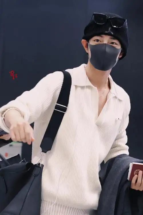 肖战晚宴的衣服穿到了机场##肖战晚宴穿搭##tods晒肖战