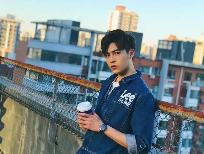 黄新皓几几年出生年龄多大 演员的品格黄新皓个人资料简介