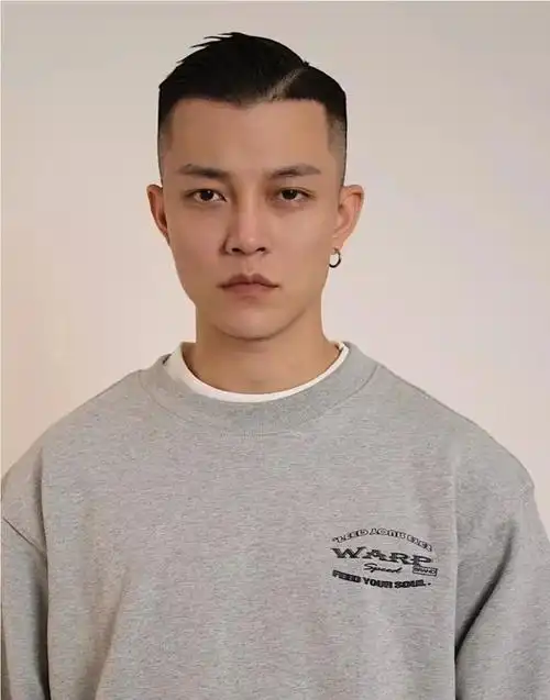 年轻男士发型这样剪帅气还有型容易找对象