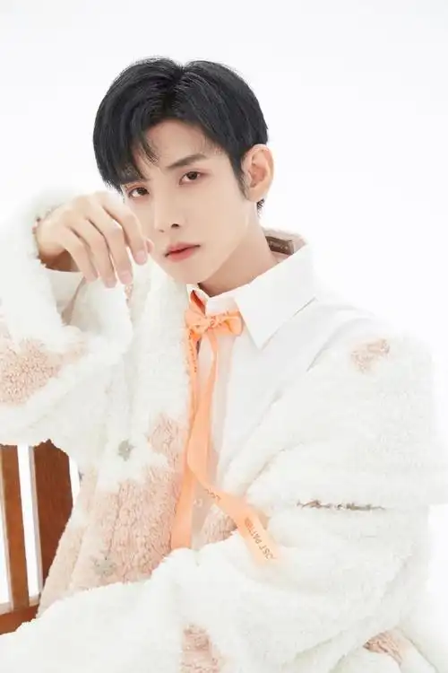 郑繁星0905生日快乐