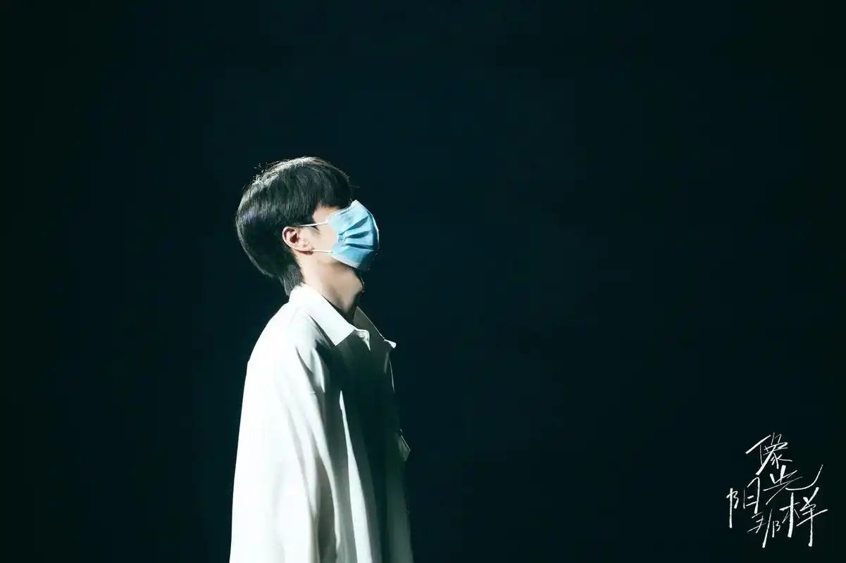 王一博  太适合做我的电脑壁纸了 顺毛好好看 - 抖音