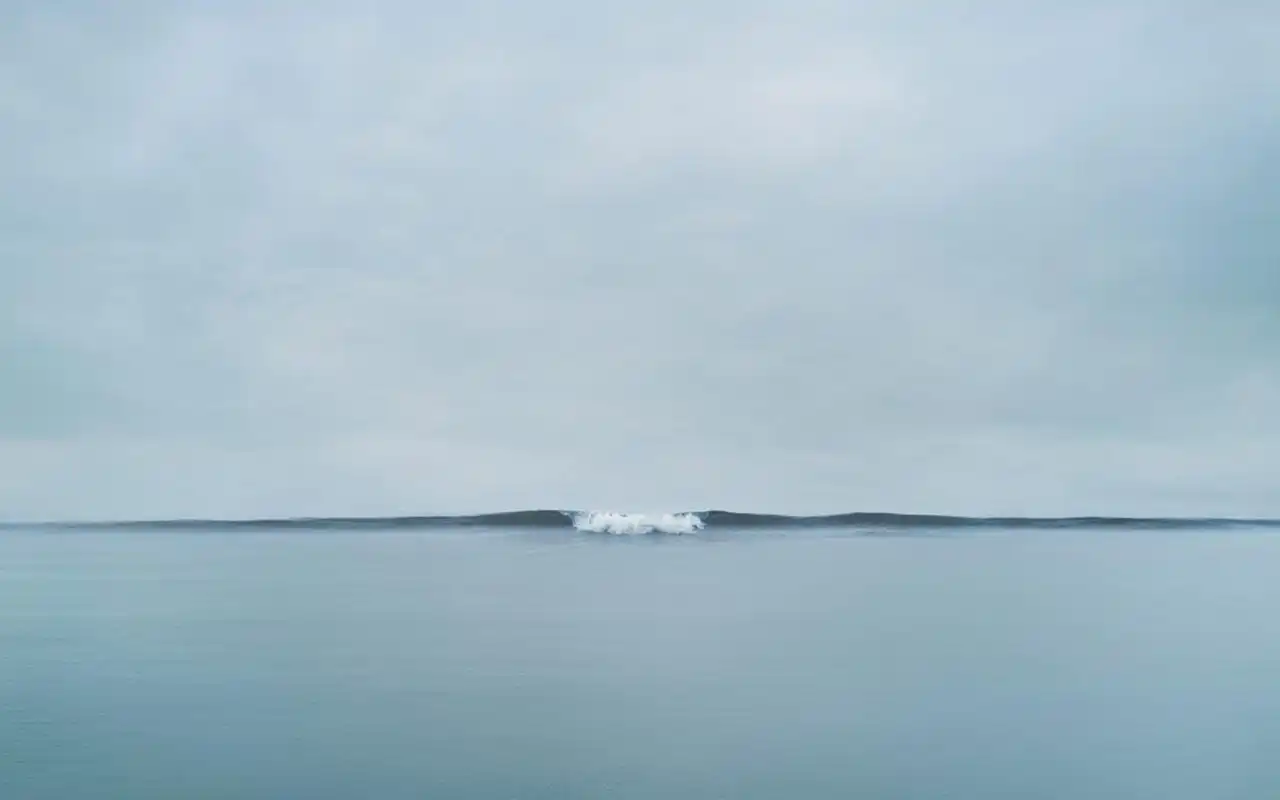 纯白创意唯美高清桌面壁纸