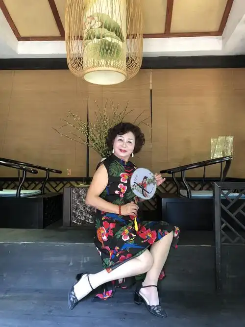 初夏的旗袍记忆 - 美篇