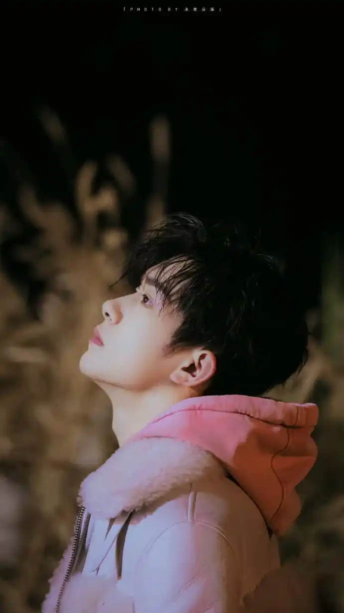 集美们,速来get收藏起来吧～无论任何一个角度,千玺都展现出十足的