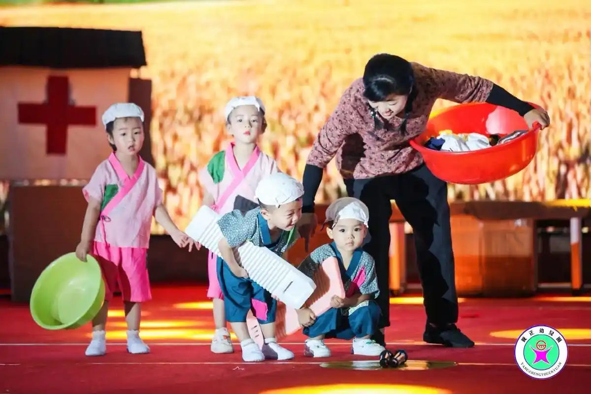 善恶美丑从小影响.情景剧《地道战》 剧照 - 抖音