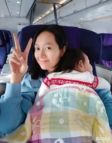 朱丹大方晒二胎孕肚照,我却看到背后恶心一幕,女性的一生太艰难