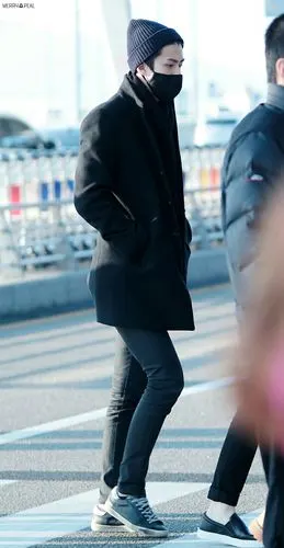 吴世勋:你 经典的大衣=我温暖的冬季