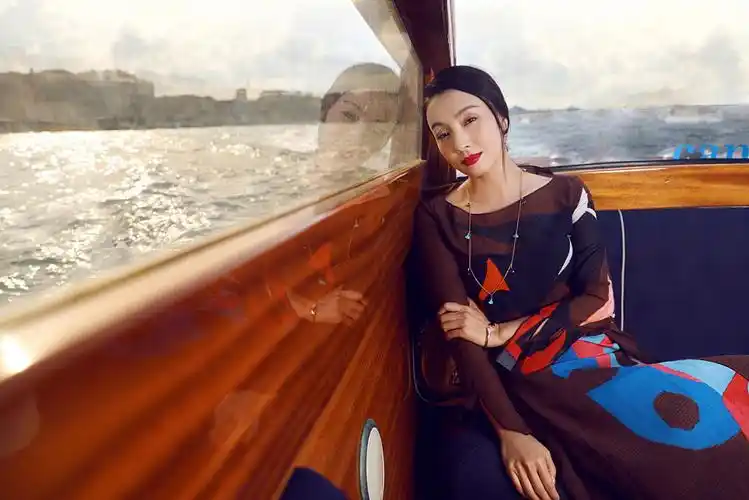 陶虹图片陶虹优雅迷人写真图片